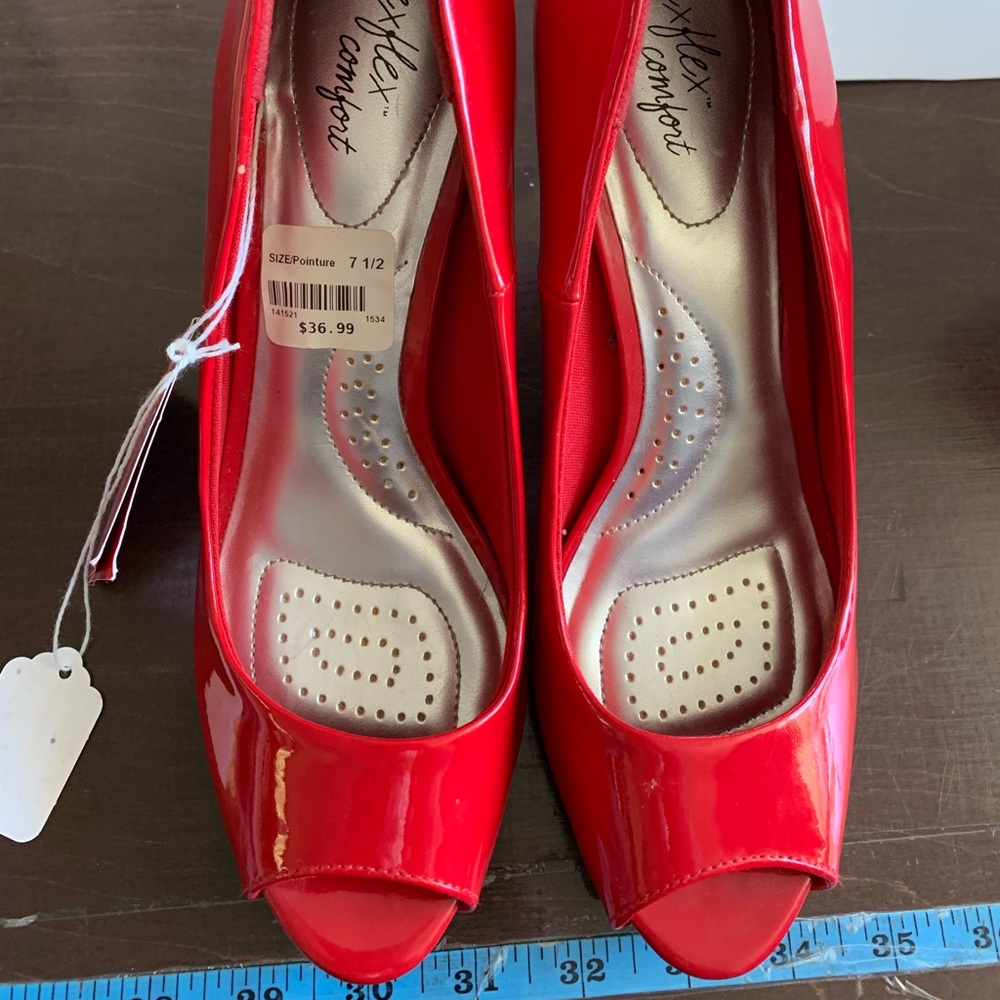 comfort plus by Predictions Red Patent Peep-Toe Heels